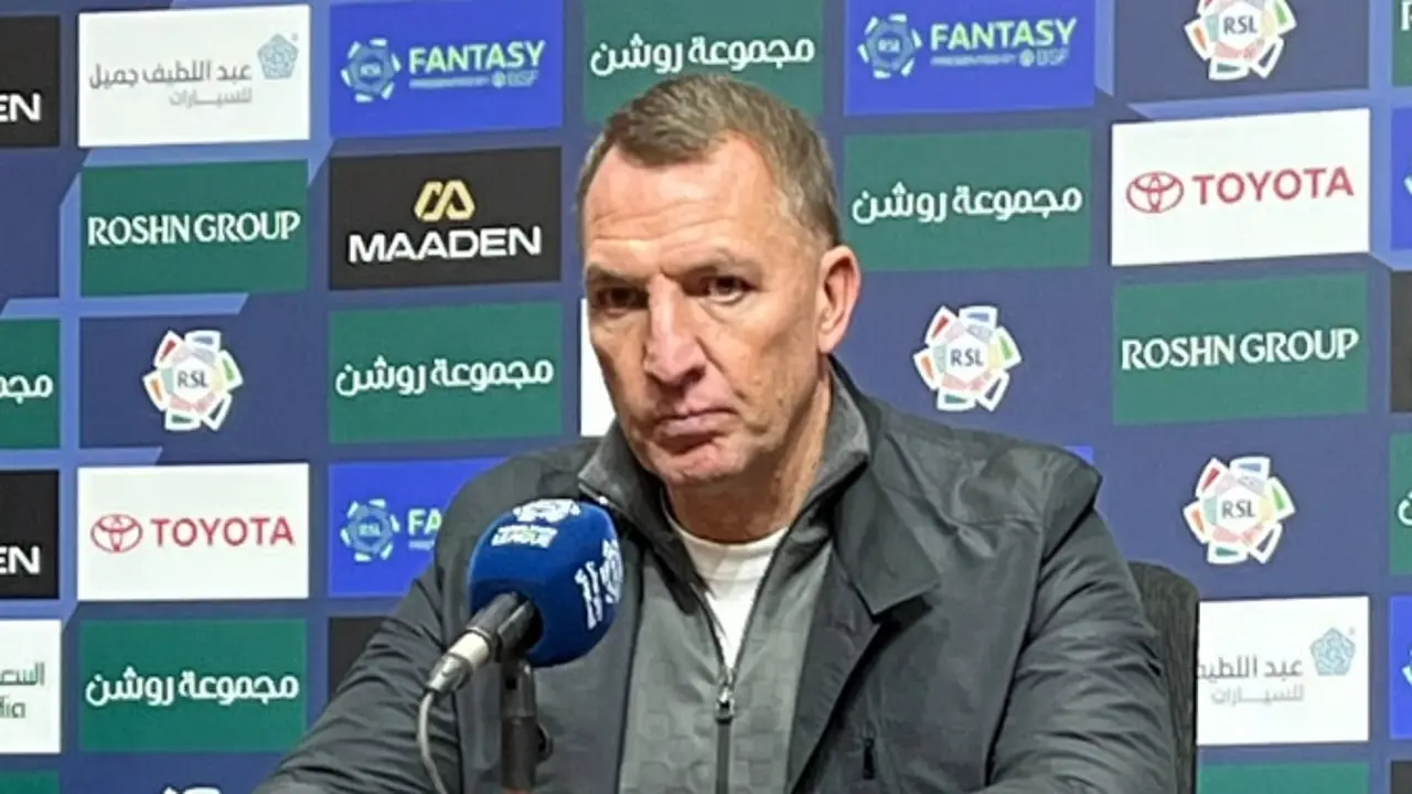 مدرب القادسية يصف مواجهة الشباب في دوري روشن بالمهمة الصعبة والمعقدة